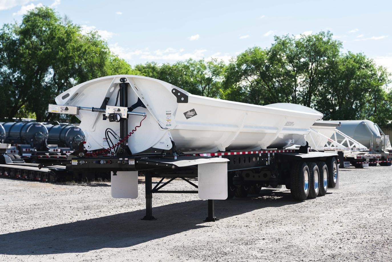 SmithCo SX4 side-dump trailer from Working Iron inventory
